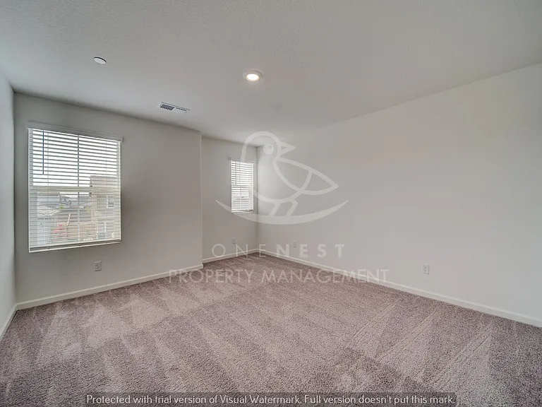 638 Valencia St — Photo 18