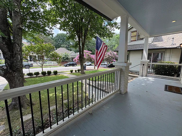 277 Prospect Pl NE — Photo 4