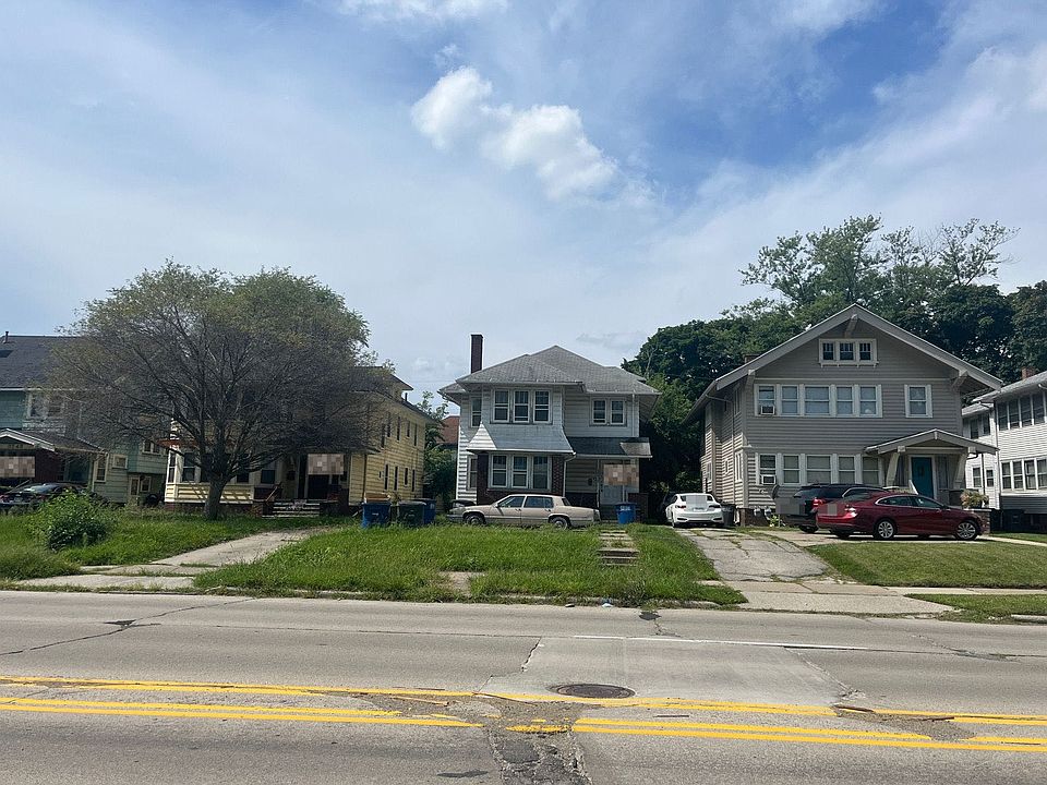 1st image of 3251 Collingwood Blvd