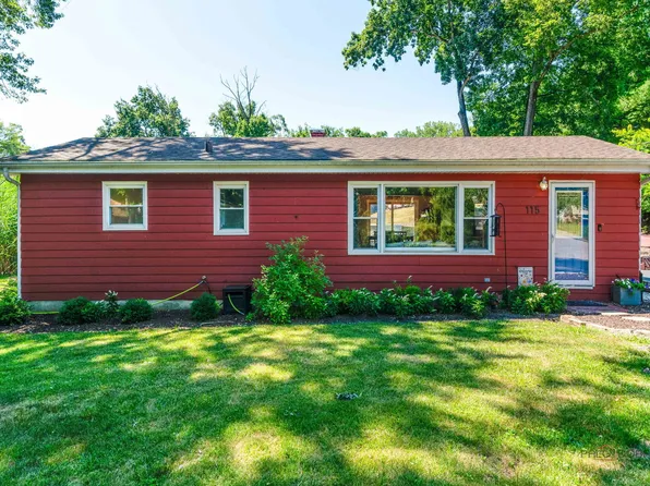 115 Muriel Rd, Spring Grove, IL 60081