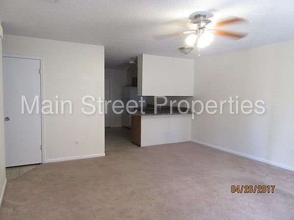 3rd image of 9305 Mabel St