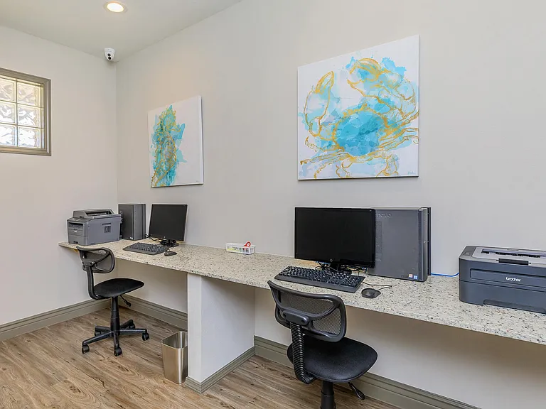 Contigo Apartments — Photo 5