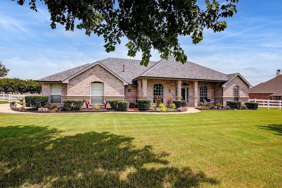 2101 Meadow Springs Dr, Haslet, TX 76052 Zillow