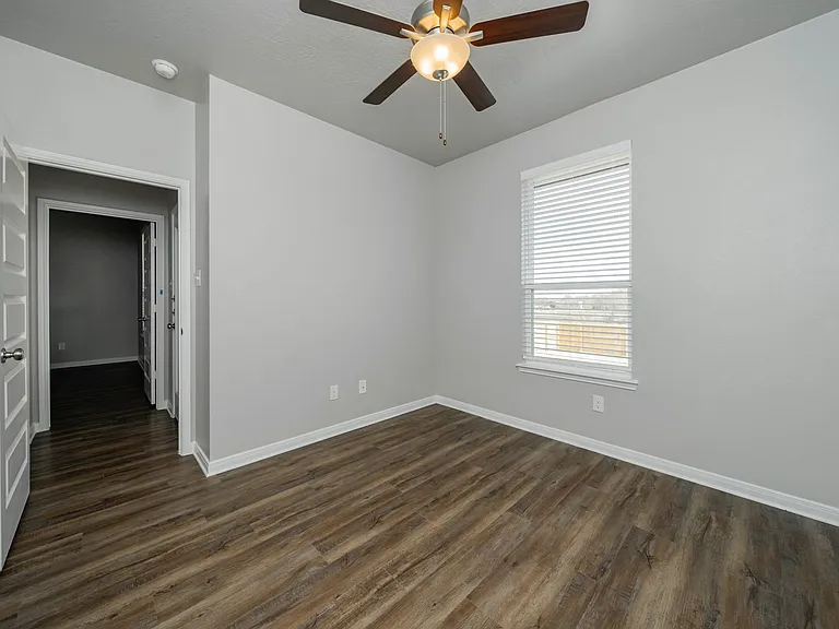 1129 Trellis Pass — Photo 46