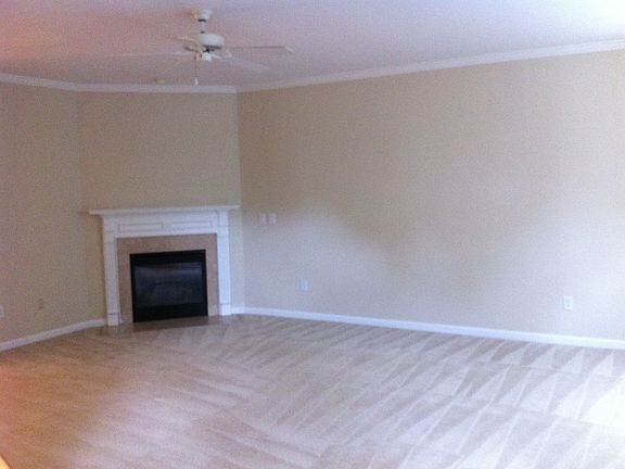 4th image of 3749 Sidney Lanier Blvd