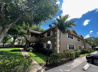 2596 Riverside Dr #2596, Pompano Beach, FL 33065