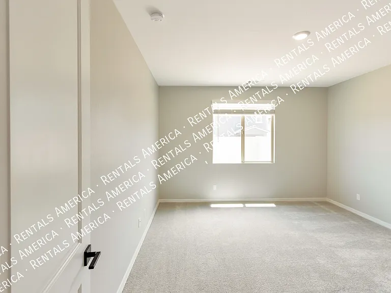 36033 W San Clemente Ave — Photo 19