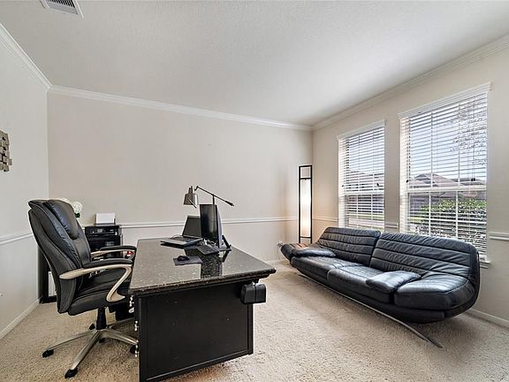3rd image of 2494 Encino Ave