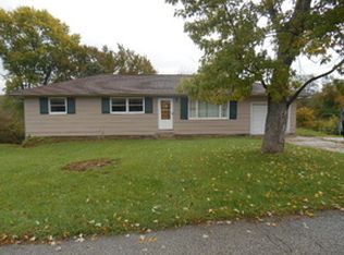 305 Pleasant View Dr, Aurora, IN 47001