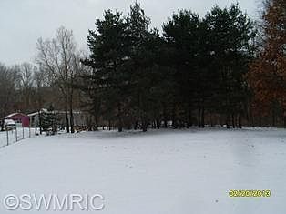 3rd image of 555 Pony Ave