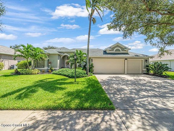 4th image of 5858 Newbury Cir