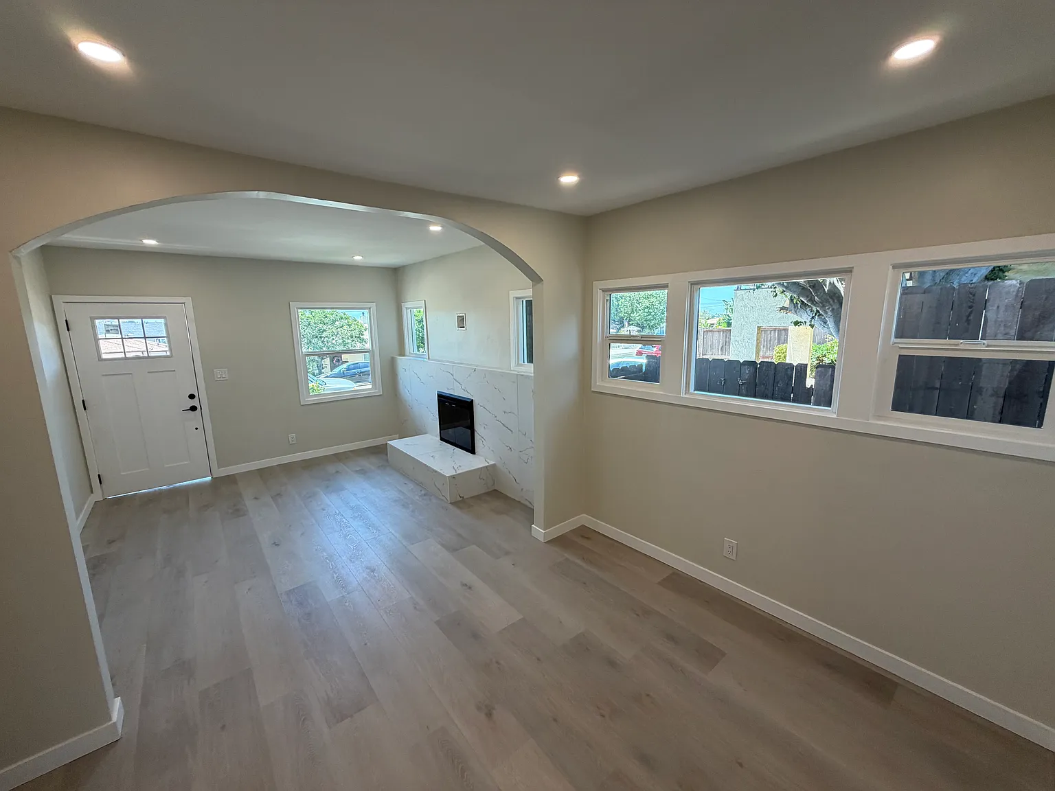 7182 Mohawk St — Photo 2