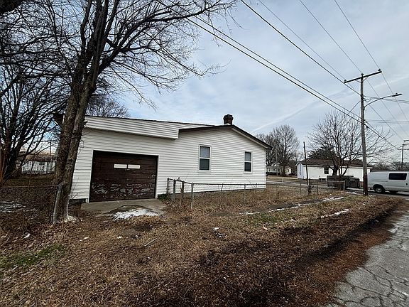 2nd image of 500 N 3 1/2 Ave