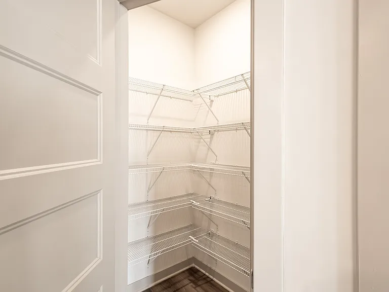 Viridian Apartments — Photo 46