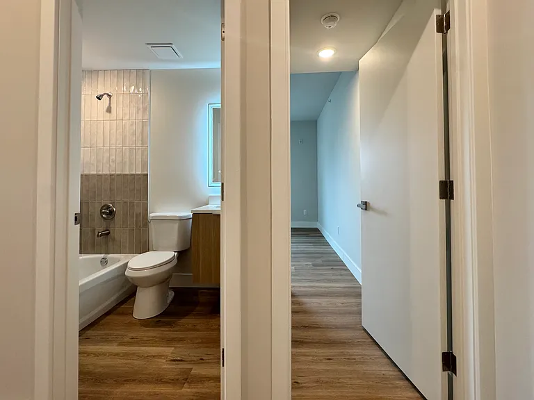 5222-24 Chester Ave #15 — Photo 37