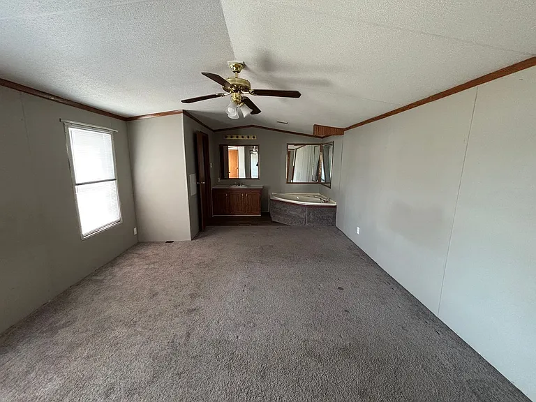 1514 Avalon Dr — Photo 12