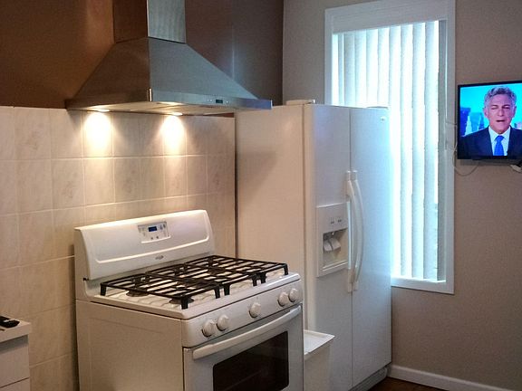 5th image of 6150 Eliot Ave Floor 2