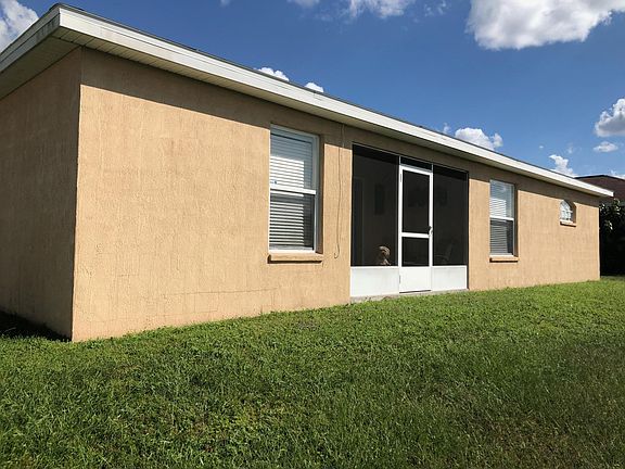 3rd image of 1368 Laurel Glen Dr