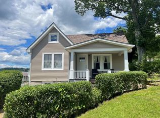 69 Oakland Ave, Wheeling, WV