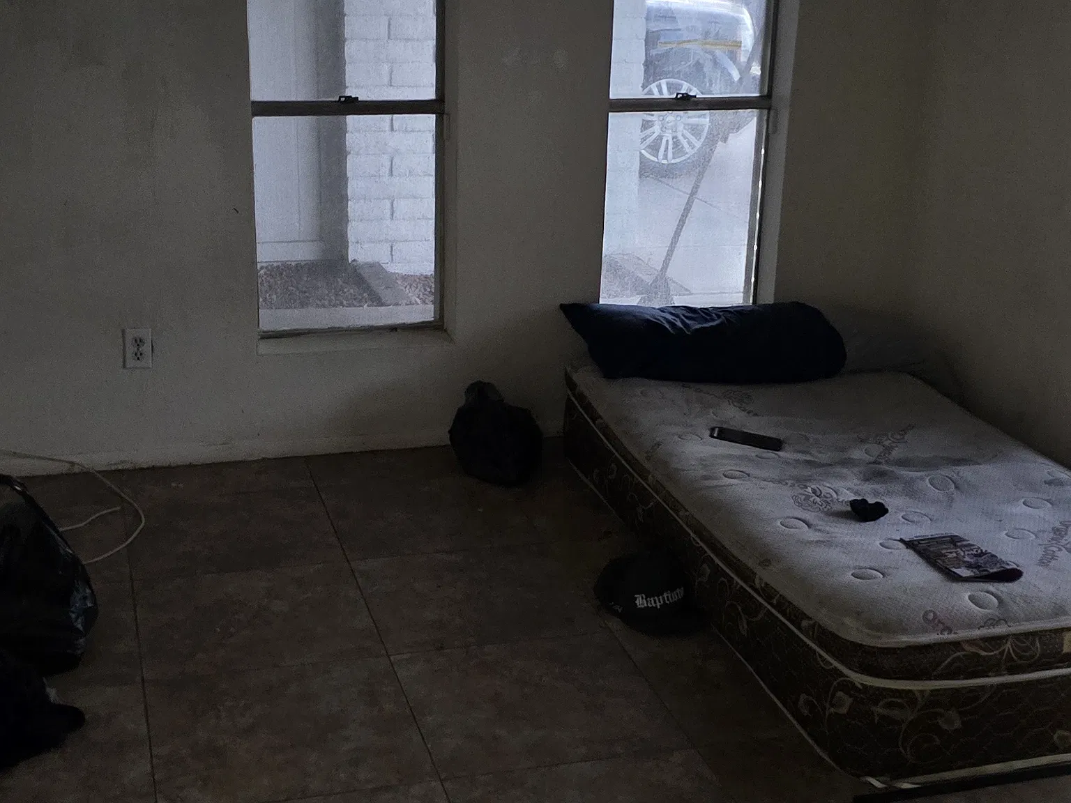 1013 W Dragoon Ave — Photo 3