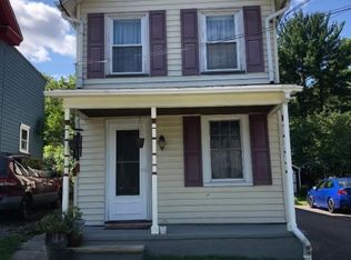 137 Main St, Hampton, NJ 08827