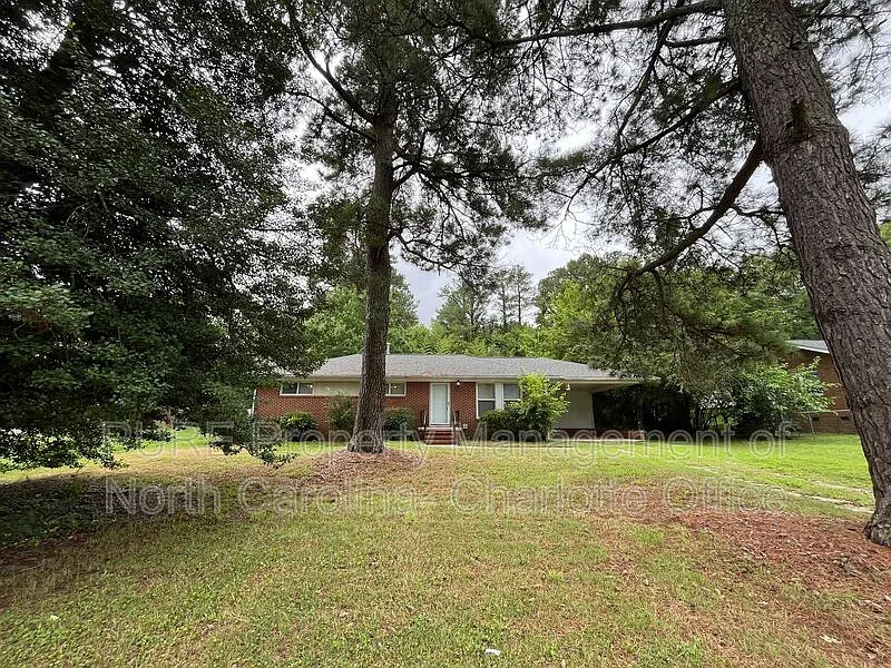 Rebel Acres — Photo 2