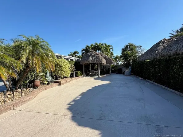 6 NW Boundary Dr, Port Saint Lucie, FL 34986