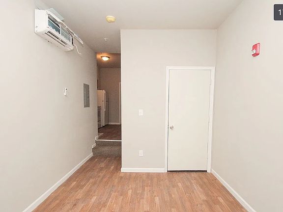 4th image of 2341 N 16th St Floor 2