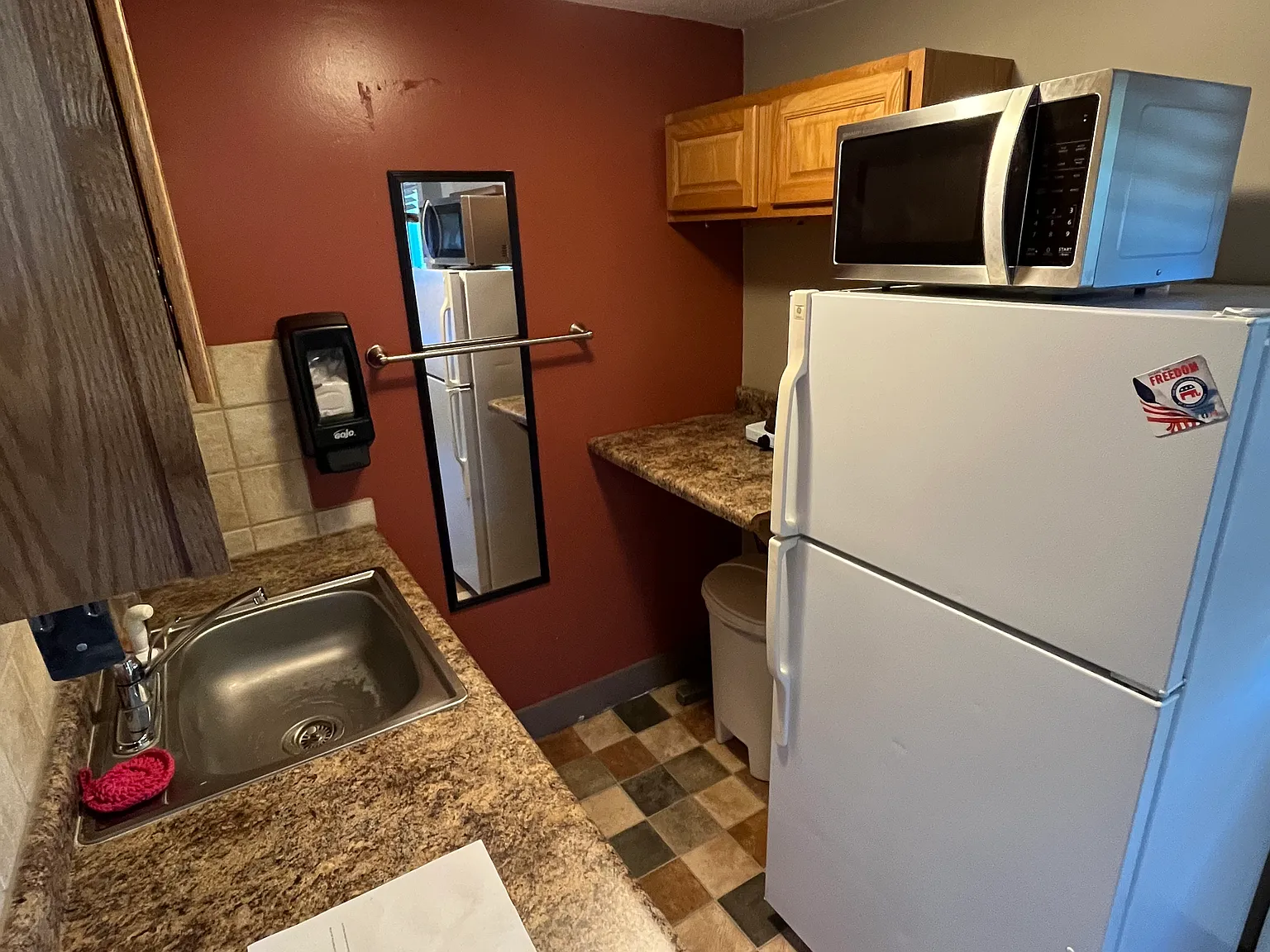 Studio, 120 sqft, $750 — Photo 4