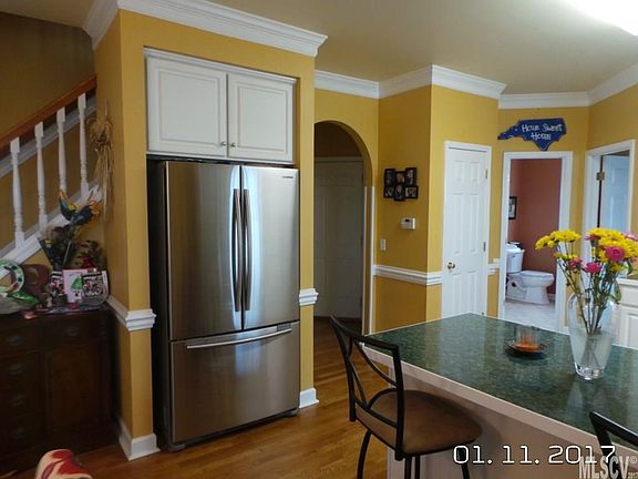5th image of 2609 Mahogany Ln