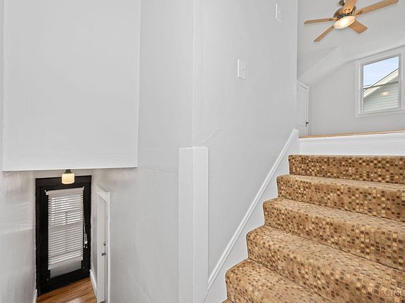 5th image of 3007 Minot Ave