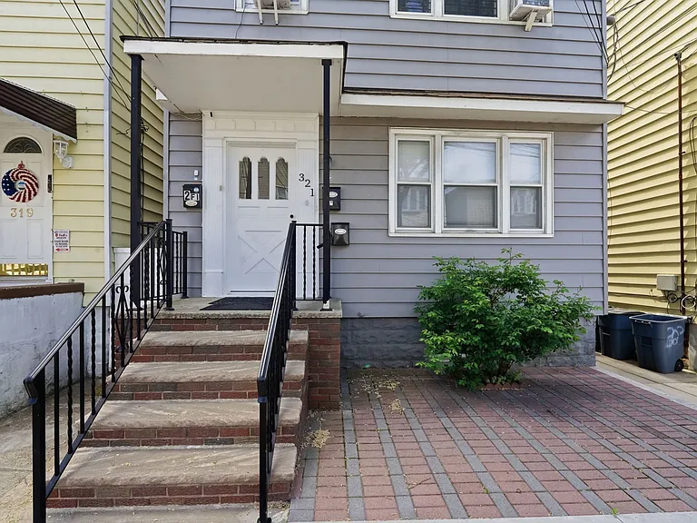 321 Lembeck Ave #1 — Photo 18
