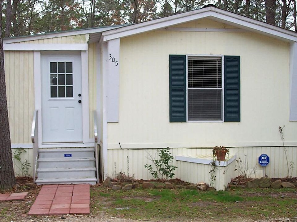 1st image of 305 Brackenridge