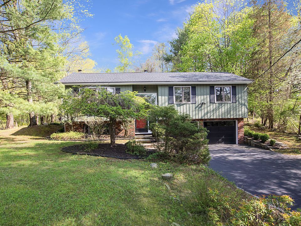 1st image of 3 Hillview Ct