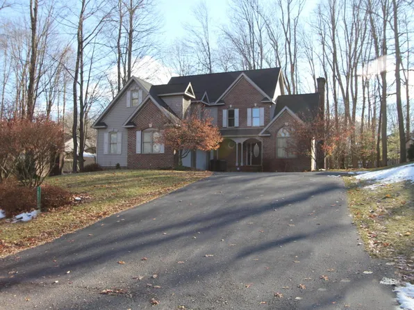 10298 Treasure Lake Rd, Du Bois, PA 15801
