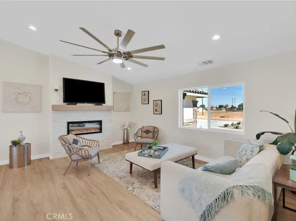 21317 Caribou Rd, Apple Valley, CA 92308