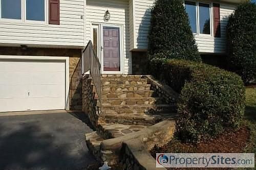 2nd image of 5192 Orchard Hill Dr