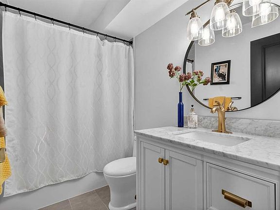 4th image of 3719 B E 49th St NW #312