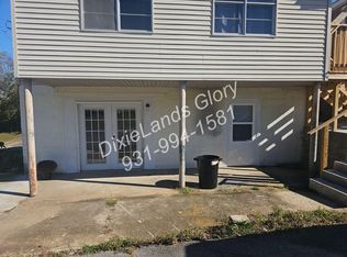 120 Poplar, Linden, TN 37096