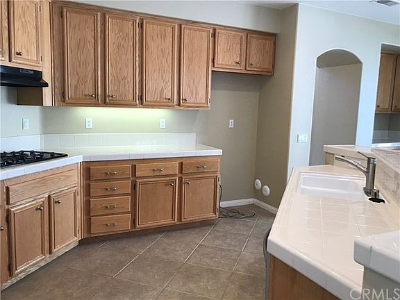 4th image of 42288 Wildwood Ln