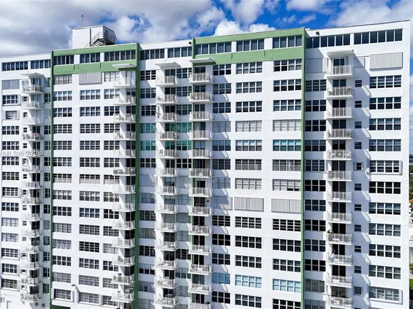 2100 Sans Souci Blvd #A1208, North Miami, FL 33181