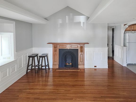 2nd image of 819 Park Ave APT 3