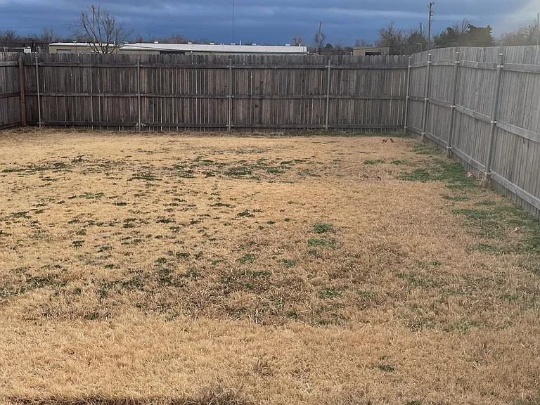 5212 Oakwood Villa Ct — Photo 14