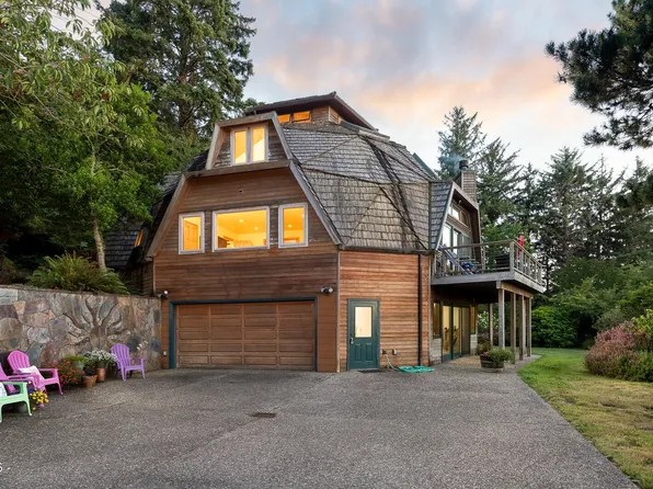 46615 Highway 101 S, Neskowin, OR 97149