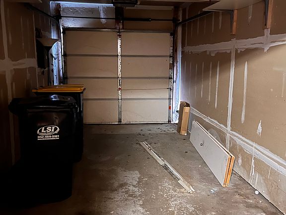 2nd image of 12789 Edgewater Path