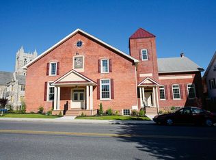 102 Church Ave APT 3, Ephrata, PA 17522