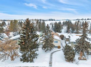 3948 62nd St NW, Edmonton, AB T6L 1A6