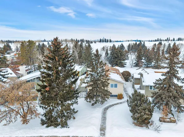 3948 62nd St NW, Edmonton, AB T6L 1A6