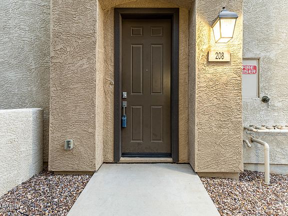 4th image of 155 N Lakeview Boulevard #208