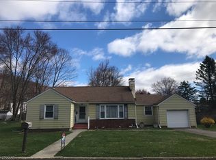 305 2nd St, Hackettstown, NJ 07840